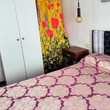 Little House In Center Apartment